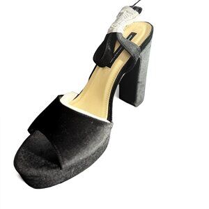 French Connection Taryn - Size 9 - black velvet platform block heels